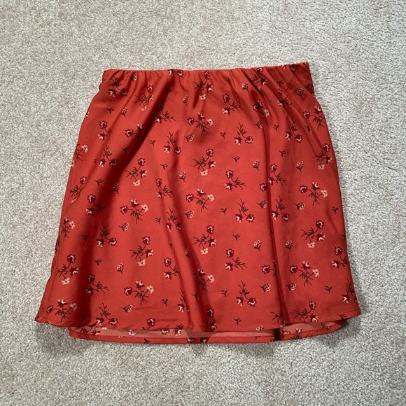 Hollister Skirt - Picture 1 of 8